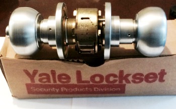 Yale Door Lock Set