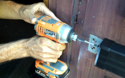 10 Safe Ways To Unlock The Door Yourself Without Damaging It