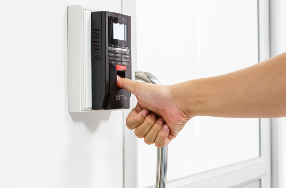 Consider A Keyless Entry Lock For Your Business