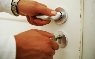 18 Lock Services Hacks: A Cheat Sheet For Business Owners
